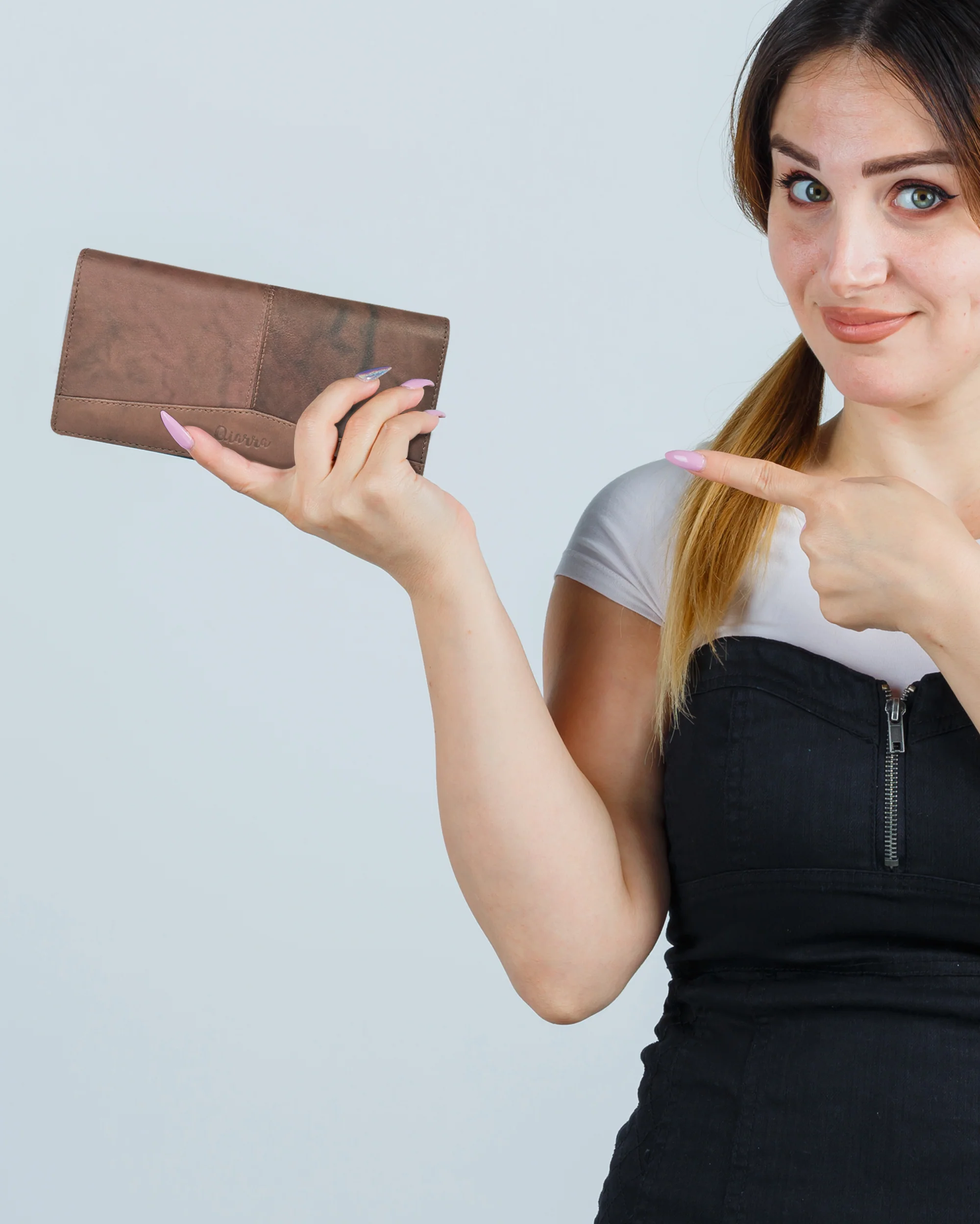 Ajanta Genuine Leather Trendy Hand Wallet Clutch for Women - Image 2